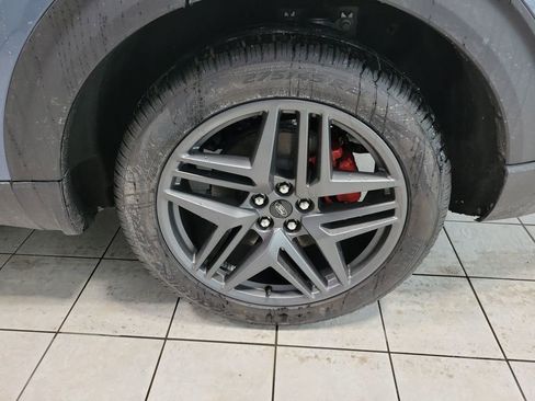 Used 2025 Ford Explorer ST image 51