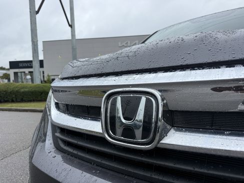 Used 2021 Honda Pilot EX image 46