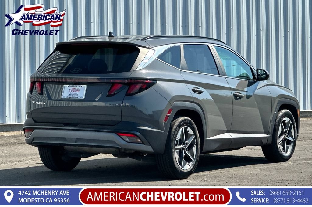 Used 2025 Hyundai Tucson SEL FWD image 4