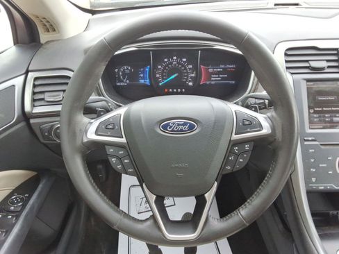 Used 2014 Ford Fusion Titanium FWD image 11