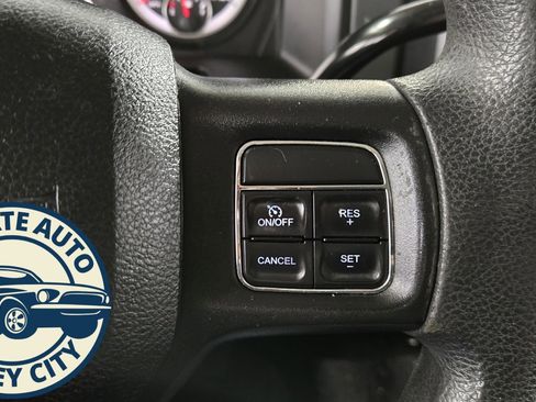 Used 2018 RAM 2500 Tradesman w/ Snow Chief Group image 12