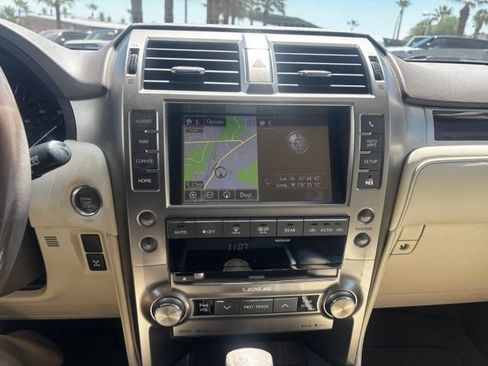 Used 2019 Lexus GX 460 Premium w/ Premium Package AWD/4WD image 12