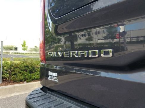 Used 2023 Chevrolet Silverado 1500 ZR2 w/ Technology Package AWD/4WD image 7