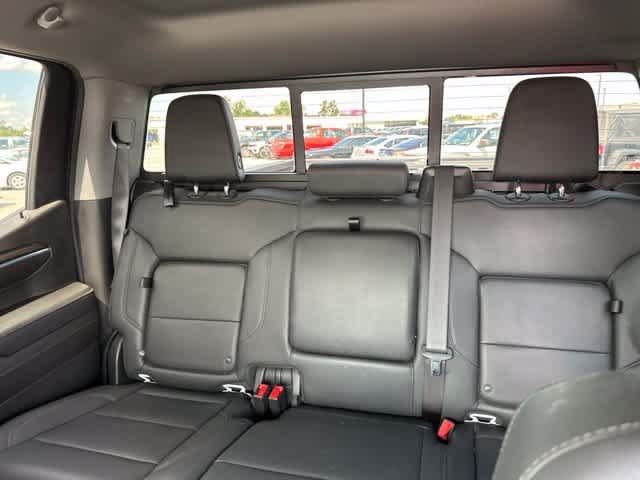 Used 2023 Chevrolet Silverado 1500 RST w/ Rally Edition AWD/4WD image 6