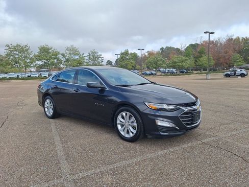 Used 2023 Chevrolet Malibu LT image 4