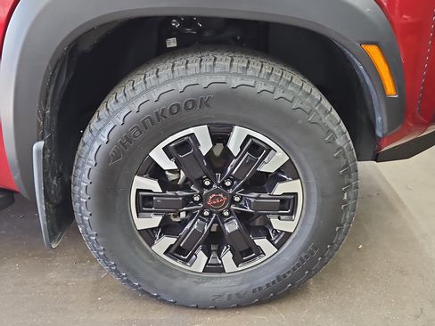 Used 2023 Nissan Frontier PRO-4X w/ Pro Convenience Package AWD/4WD image 20