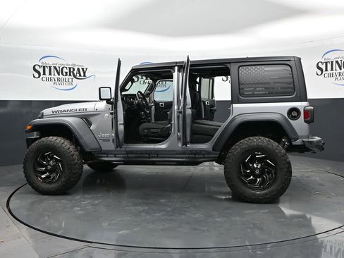 Used 2021 Jeep Wrangler Unlimited Sport AWD/4WD image 37