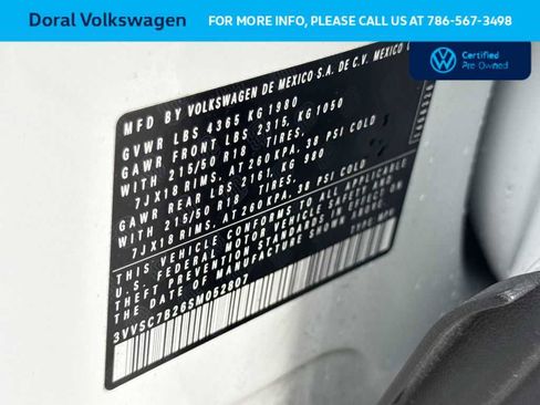 Used 2025 Volkswagen Taos SE image 29