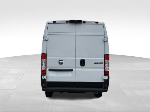New 2026 RAM ProMaster 3500 w/ Quick Order Package 22G SLT FWD image 4