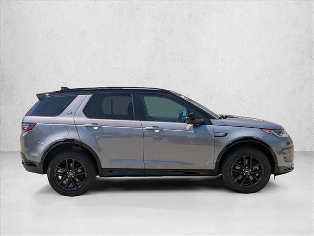 Certified 2026 Land Rover Discovery Sport Landmark AWD/4WD image 4