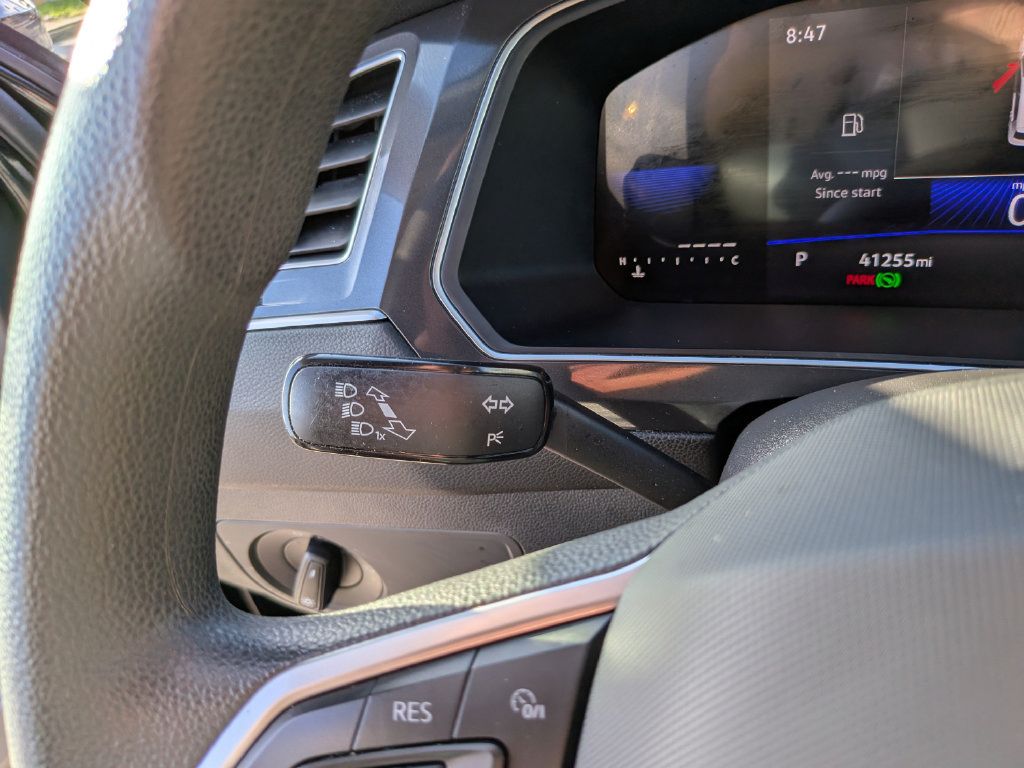 Certified 2023 Volkswagen Tiguan S FWD image 29