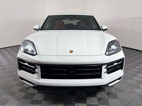 Used 2026 Porsche Cayenne image 6