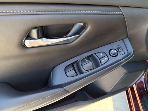 Used 2022 Nissan Sentra SV w/ All-Weather Package image 17