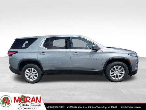 Certified 2023 Chevrolet Traverse LS FWD image 7