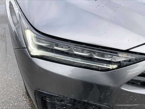 Used 2025 Acura MDX A-Spec image 34