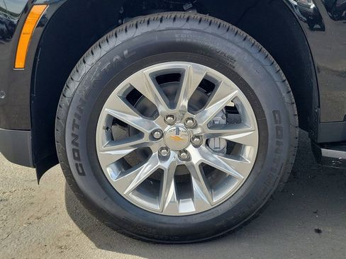 New 2026 Chevrolet Suburban Premier w/ Sun And Tow Package image 26