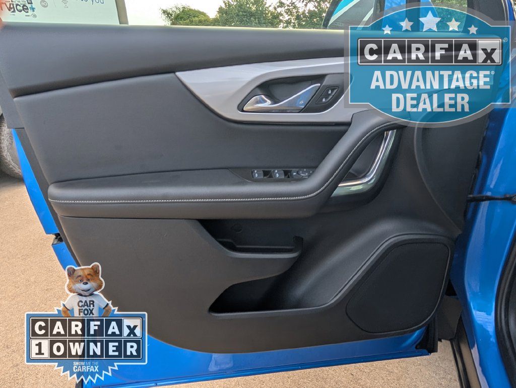 Used 2025 Chevrolet Blazer LT FWD image 13