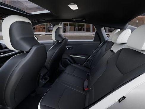 New 2026 Kia K4 GT-Line FWD image 18