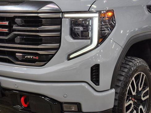 Used 2024 GMC Sierra 1500 AT4 w/ Technology Package image 14
