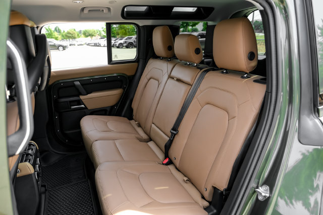 New 2026 Land Rover Defender 110 S AWD/4WD image 42