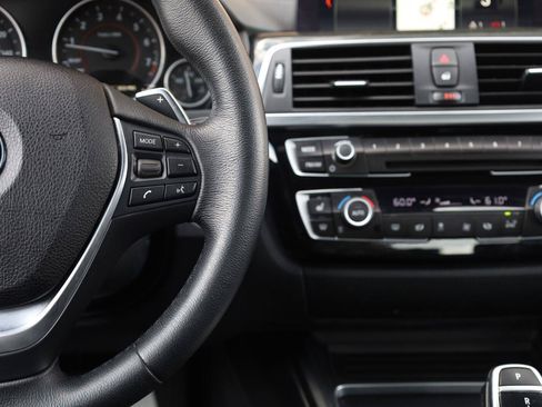 Used 2018 BMW 330i Sedan RWD image 32
