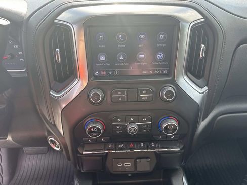 Used 2022 Chevrolet Silverado 1500 RST image 24