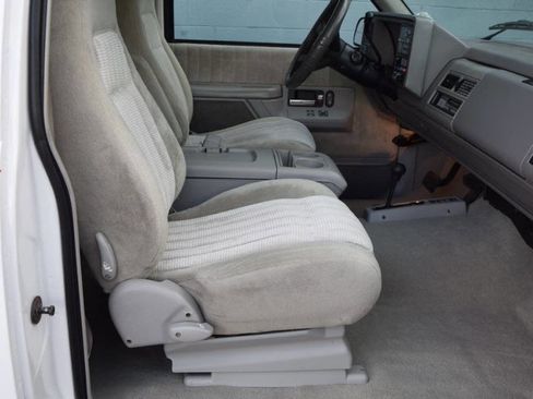 Used 1994 Chevrolet Blazer 4WD image 42