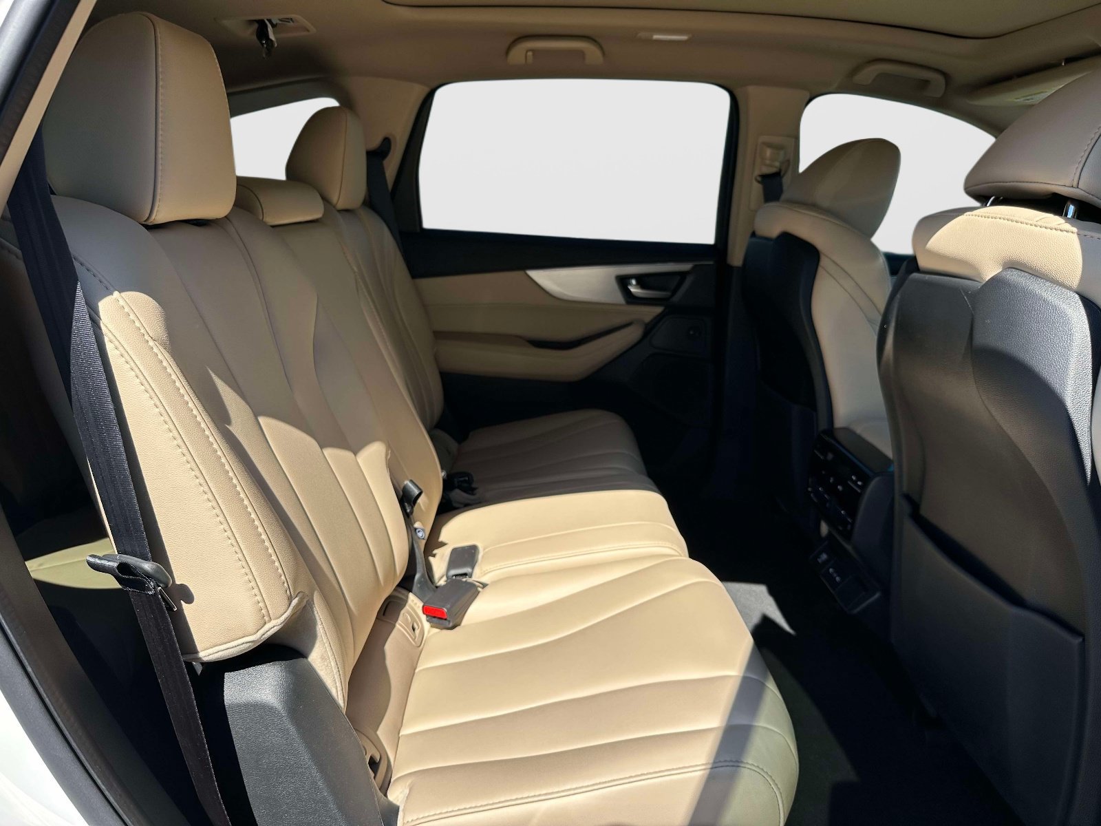Certified 2025 Acura MDX SH-AWD image 11
