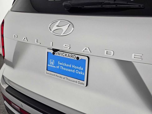 Used 2023 Hyundai Palisade SEL FWD image 14