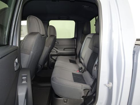 New 2026 Nissan Frontier SV w/ SV Convenience Package image 7