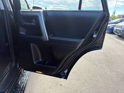 Used 2020 Toyota 4Runner SR5 Premium w/ Moonroof Package AWD/4WD image 13