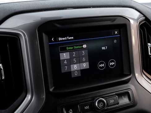 Used 2022 Chevrolet Silverado 1500 Custom w/ Safety Confidence Package image 26