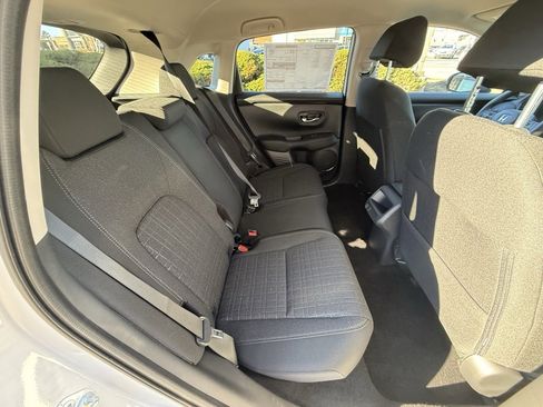 New 2026 Honda HR-V LX image 33