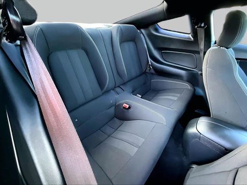 Used 2020 Ford Mustang Coupe RWD image 19