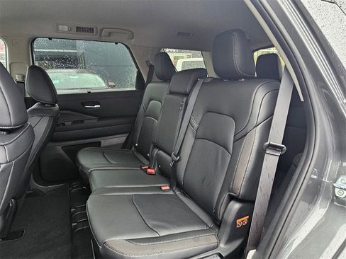 New 2025 Nissan Pathfinder SL w/ Lighting Package (N92) image 14