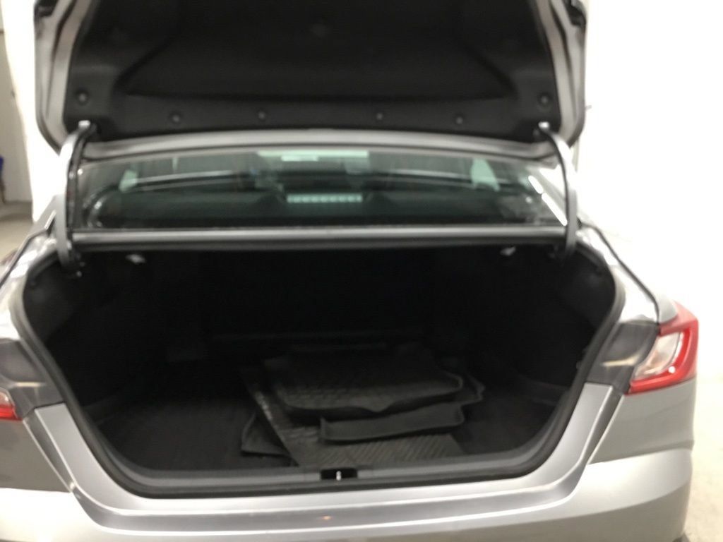 Used 2025 Toyota Camry SE FWD image 34
