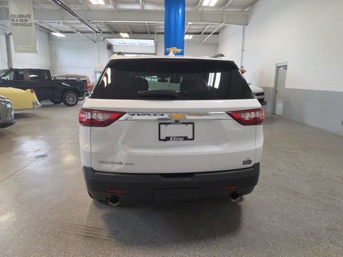 Used 2021 Chevrolet Traverse LT w/ LPO, Floor Liner Package AWD/4WD image 10