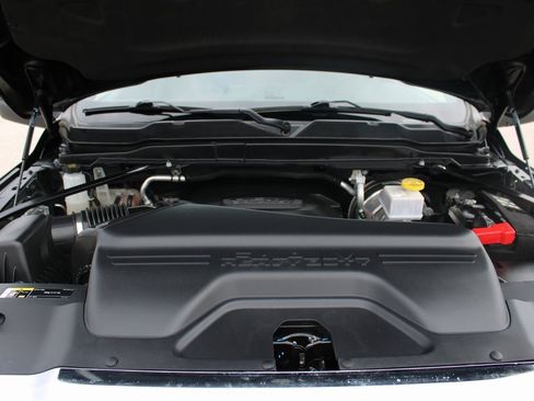 Used 2024 RAM 2500 Big Horn w/ Level 2 Equipment Group image 7