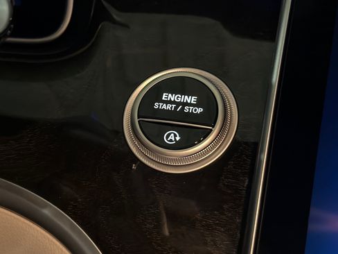 New 2026 Mercedes-Benz C 300 4MATIC Sedan image 20