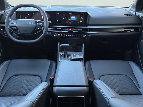 New 2026 Kia Sportage X-Line w/ X-Line Technology Package AWD/4WD image 18