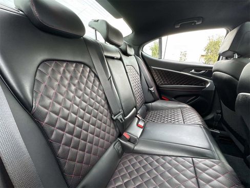 Used 2025 Genesis G70 3.3T Advanced w/ Sport Prestige Package image 26