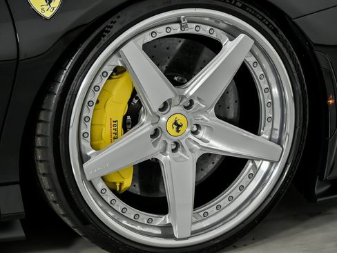 Used 2022 Ferrari SF90 Stradale image 17