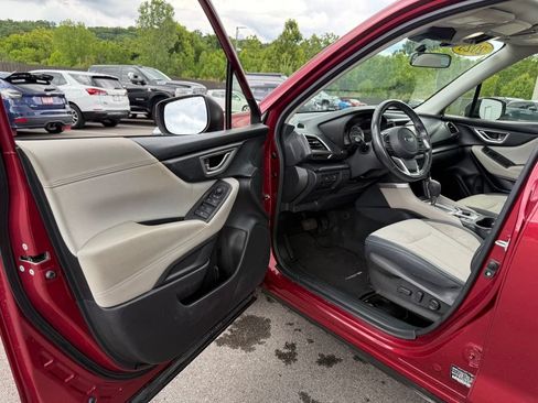 Used 2023 Subaru Forester Premium AWD/4WD image 20