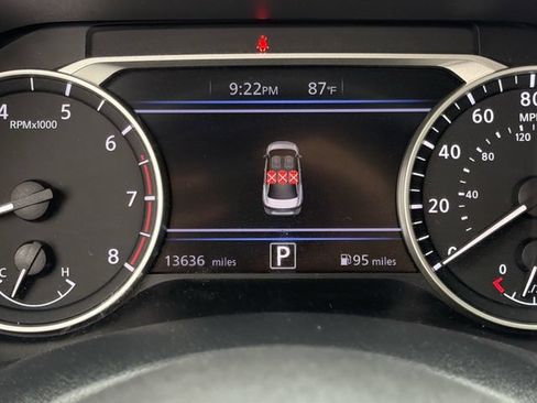 Used 2025 Nissan Sentra SV FWD image 12