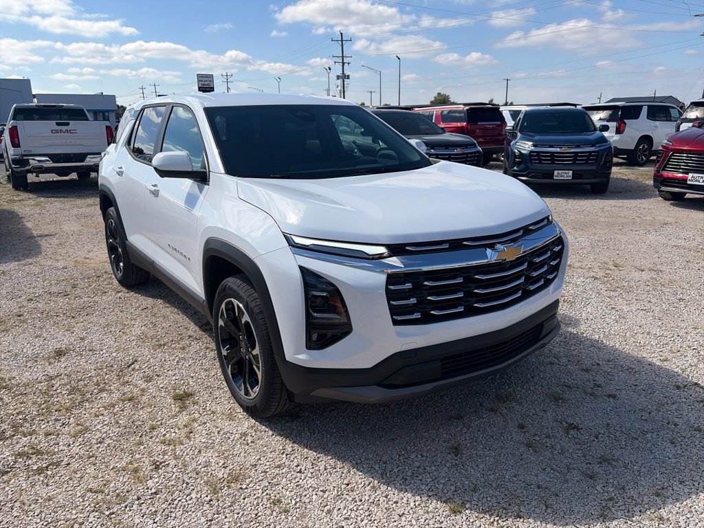 New 2027 Chevrolet Equinox LT w/ Convenience Package II FWD image 8