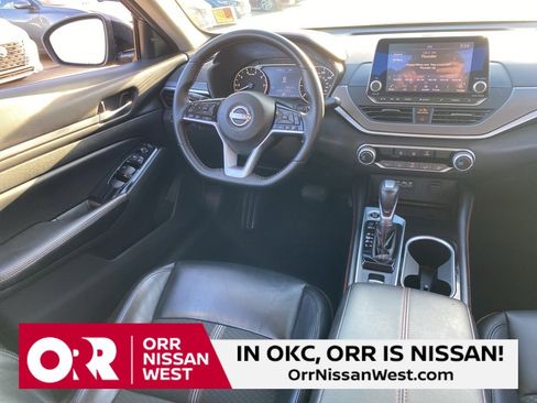 Used 2025 Nissan Altima 2.5 SR image 22
