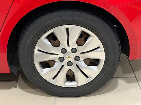 Used 2015 Chevrolet Cruze LS image 4