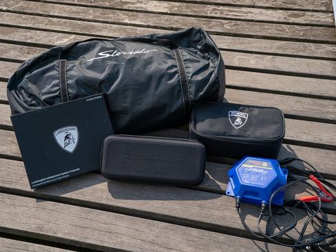 Used 2024 Lamborghini Huracan Sterrato image 43