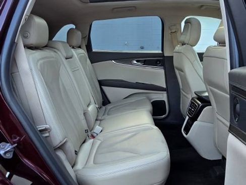 Used 2020 Lincoln Nautilus Reserve AWD/4WD image 10