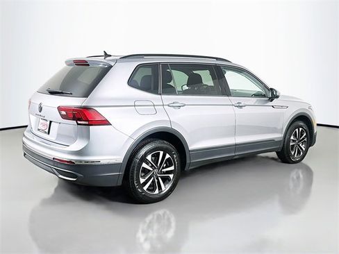 Used 2023 Volkswagen Tiguan S image 19